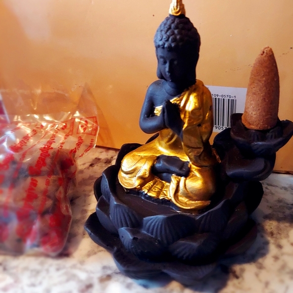 Budda Backflow Incense Burner Rose cones included - Picture 4 of 5